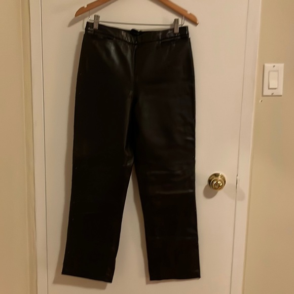 Real leather pants, size 8 (probably closer to a six) - Picture 4 of 9